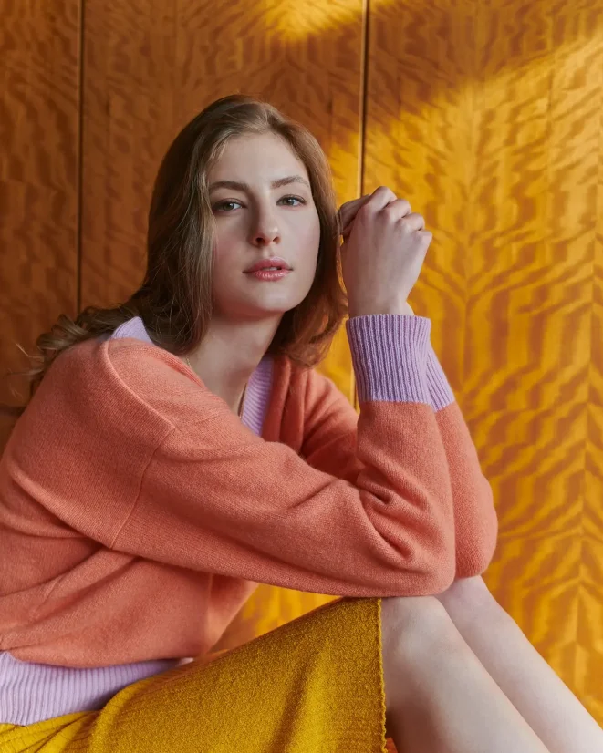 Women´s Deep Neck Wool Sweater Cashmere - Color: Orange, Size: S
