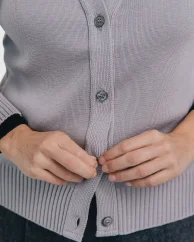 Women´s Wool Button-up Sweater