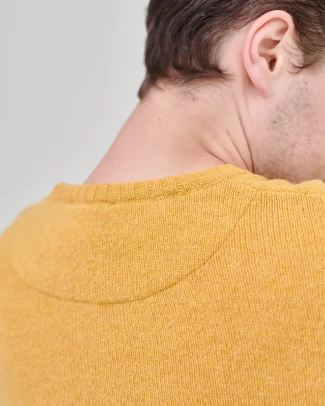Pánsky sveter z jahňacej vlny - Farba: Žltá, Veľkosť: XL